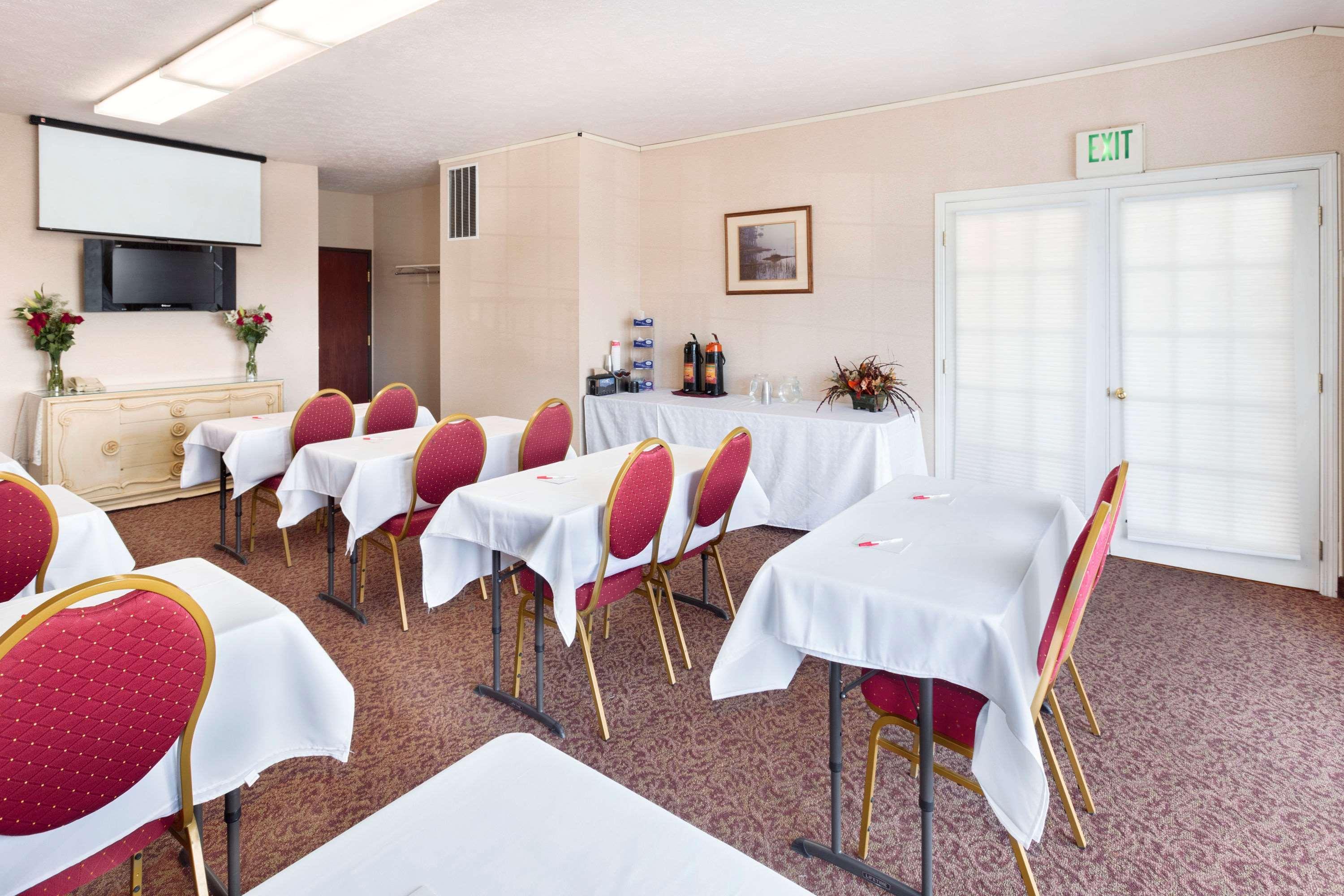 Ramada By Wyndham Moses Lake Luaran gambar